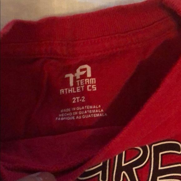 Wisconsin Badgers Legend Shirt - Picture 2 of 3